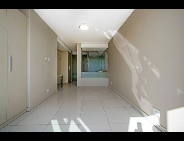 2 BEDROOM APARTMENT FOR SALE IN ROSEBANK